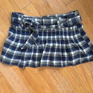 Abercrombie&Fitch Plaid Blue and White Women's Mini Skirt. NWT